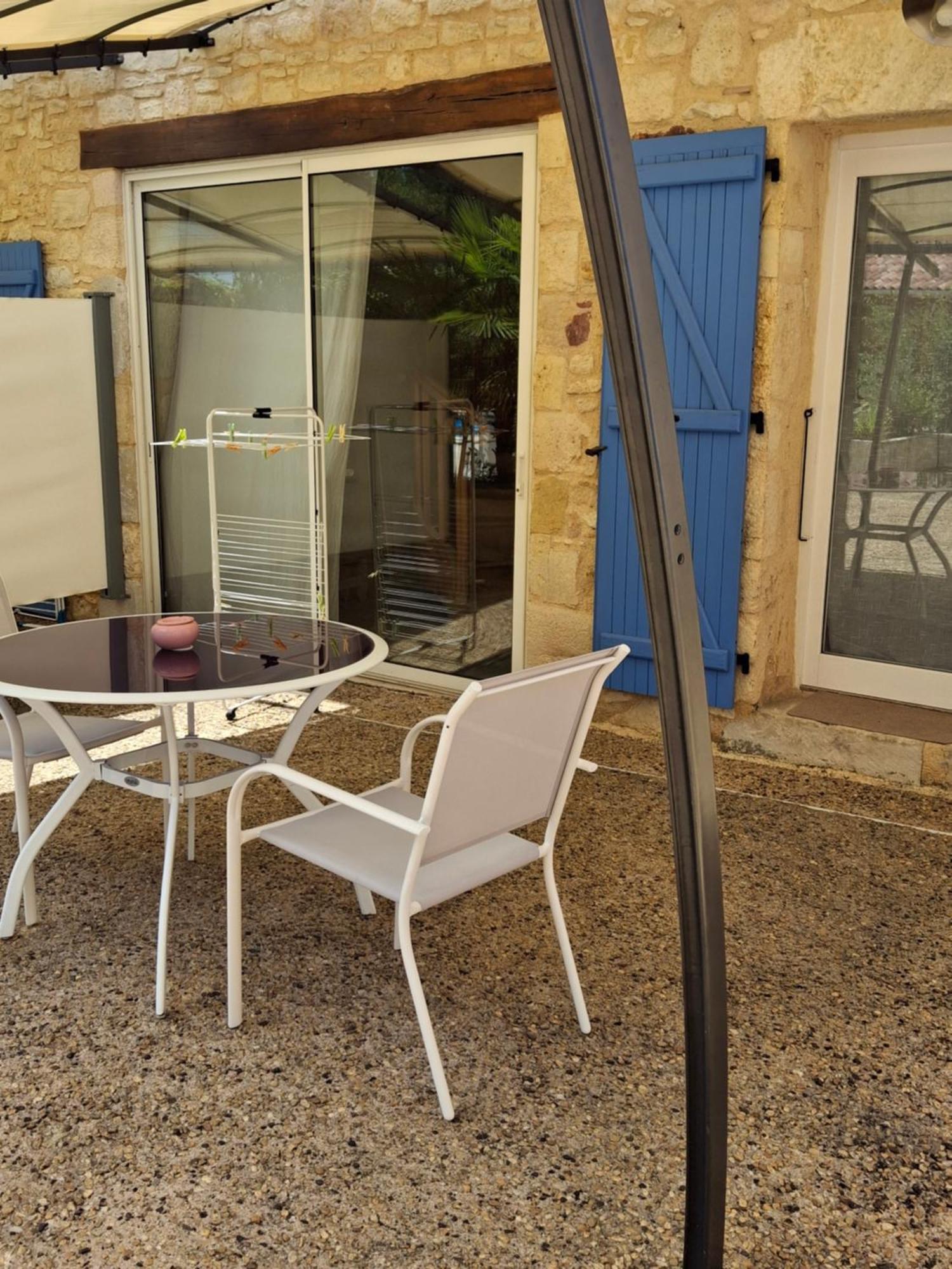 Ferienwohnung Aux Blanches Pierres Fumel Exterior foto